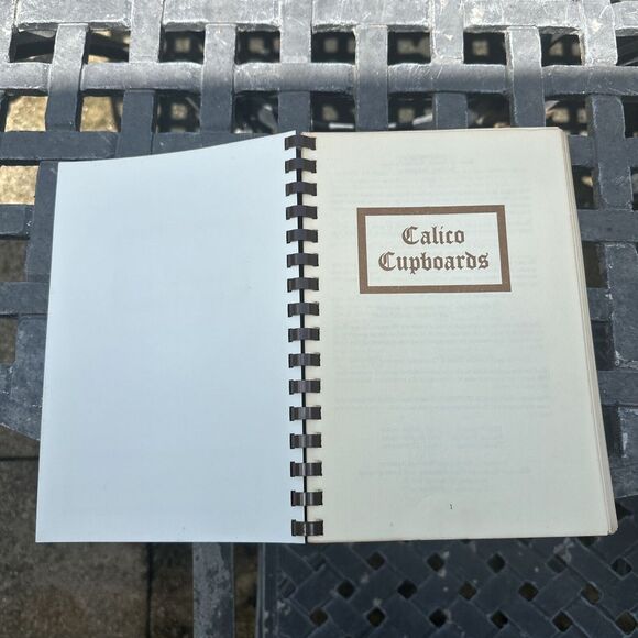 VTG Calico Cupboards Cookbook Benton Arkansas Junior Auxiliary 1980 80s EUC - Picture 2 of 6